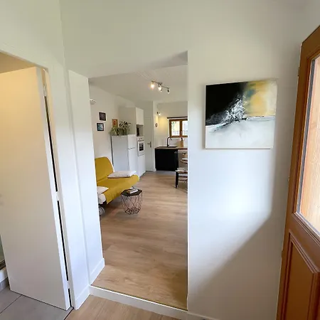 Petite Maison Independante Climatisee, Jardin Prive Apartmán Mérignac